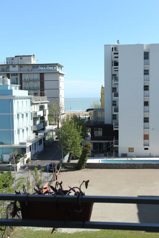 Hotel Mini